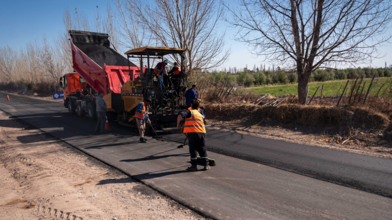 Iniciaron trabajos de asfalto en un importante viaducto del Este de Mendoza